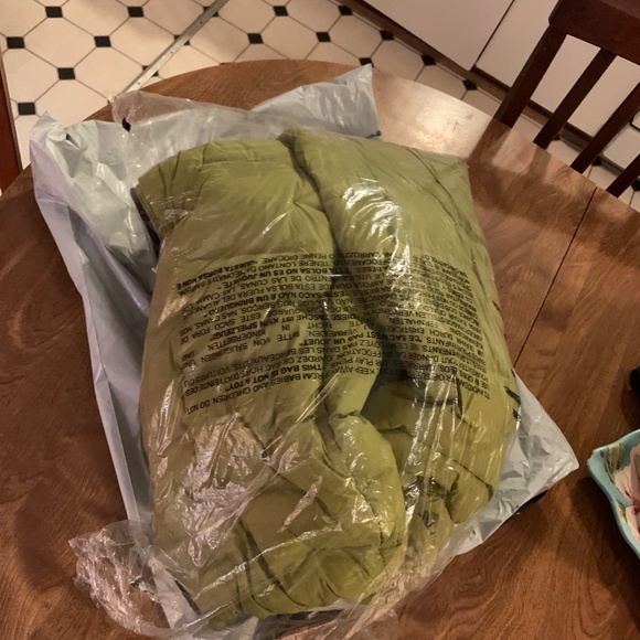 Mountain Hardware Stretchdown Parka - Picture 2 of 2